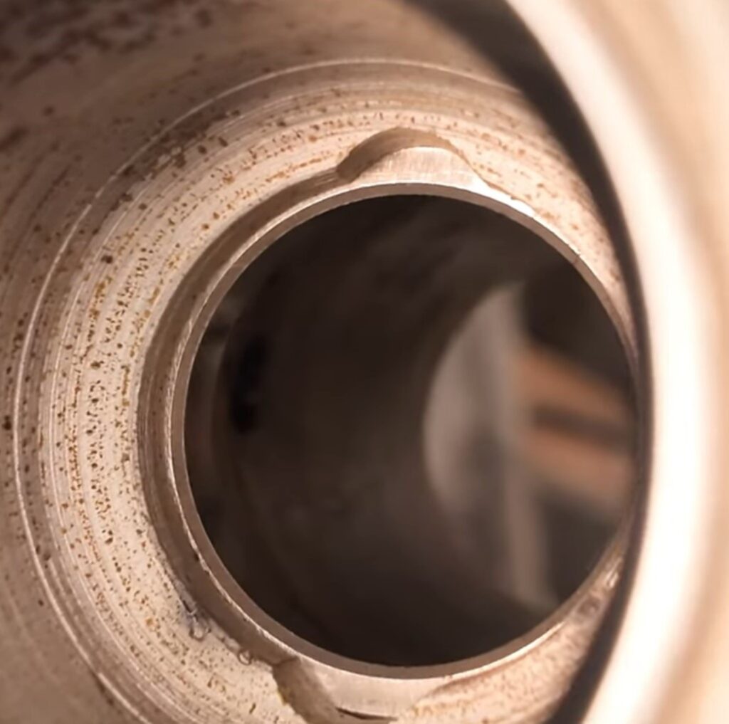 Wheel bearing racing in an MGB GT front hub
